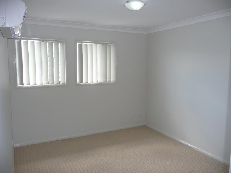 10/ 10  Church Road, Zillmere QLD 4034