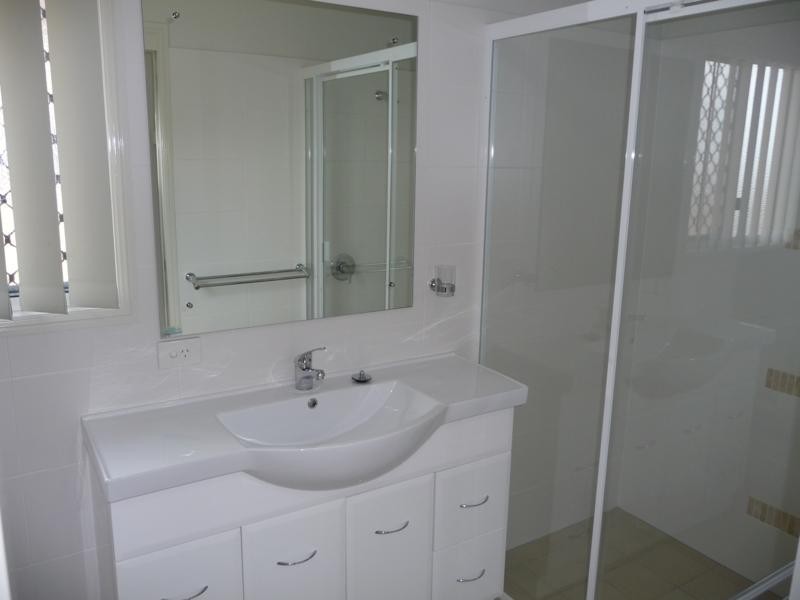 10/ 10  Church Road, Zillmere QLD 4034