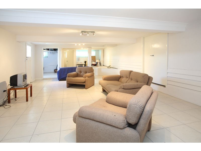 2 David Street, Nundah QLD 4012