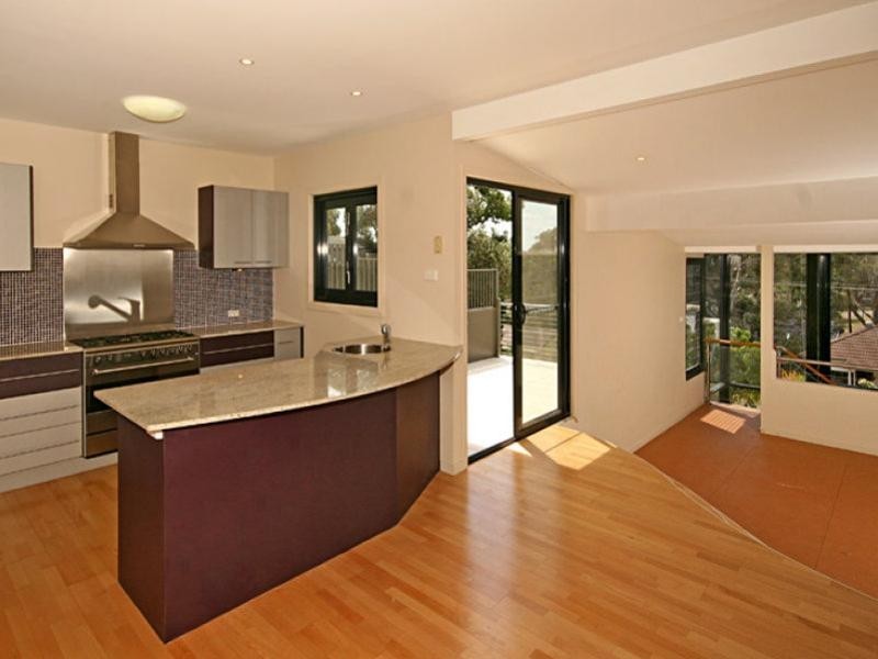 25 Shakespeare Avenue, Bateau Bay NSW 2261