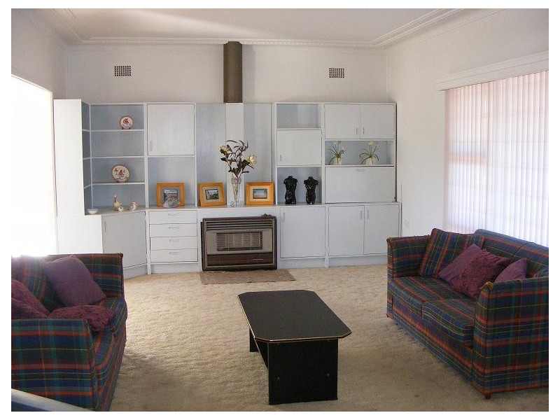 52  Barrenjoey Road, Ettalong Beach NSW 2257