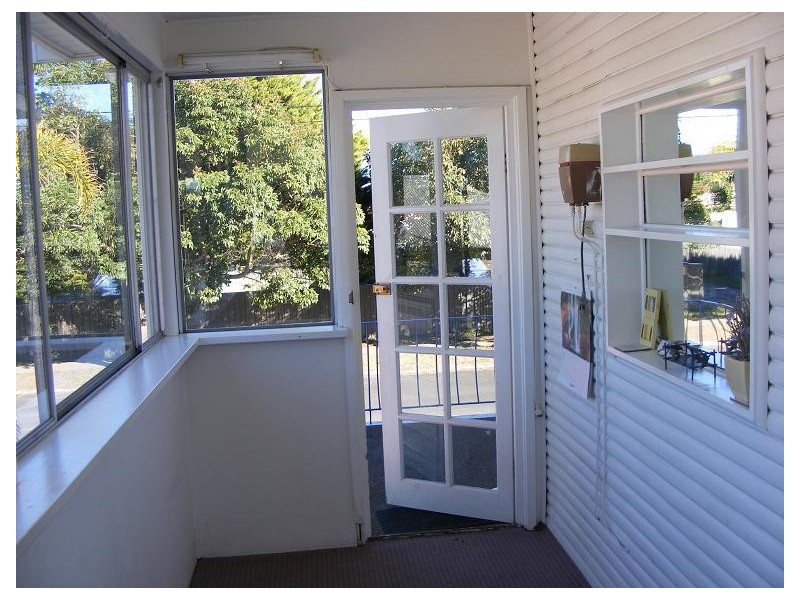 52  Barrenjoey Road, Ettalong Beach NSW 2257