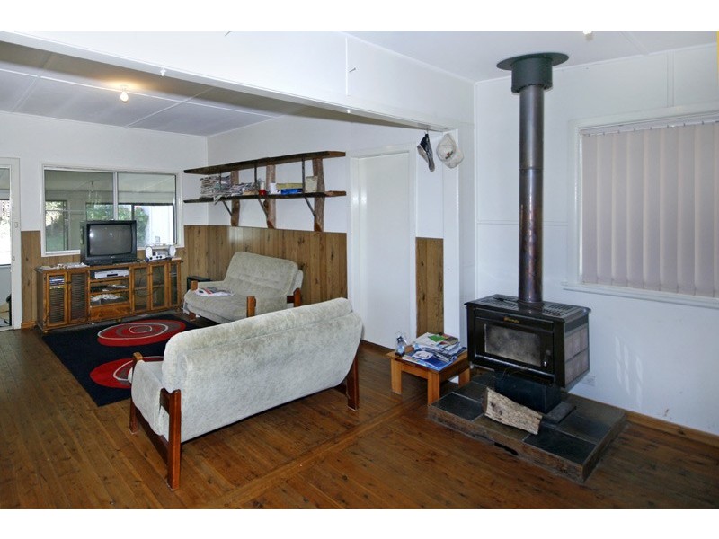 20  Taylor Street, Woy Woy Bay NSW 2256