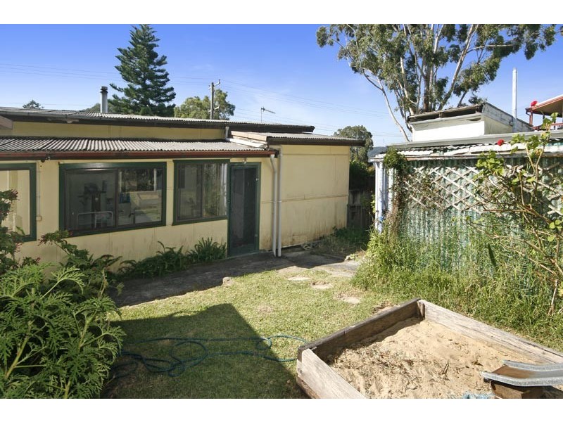 20  Taylor Street, Woy Woy Bay NSW 2256