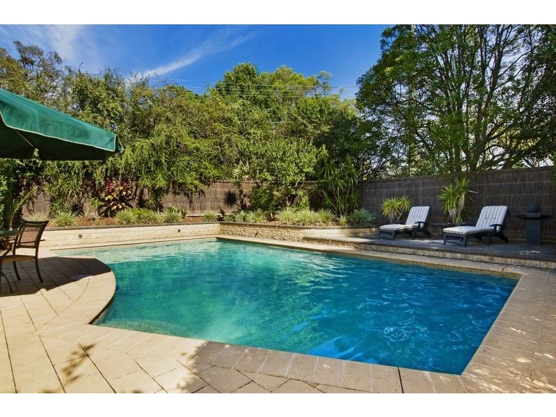 10 Merridong Road, Elanora Heights NSW 2101