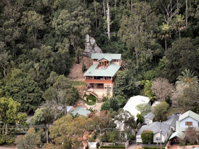 1064  Barrenjoey Road, Palm Beach NSW 2108