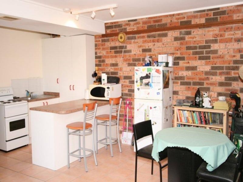 80  Warriewood Road, Warriewood NSW 2102