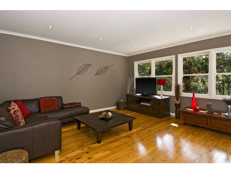 26 Loquat Valley Road, Bayview NSW 2104