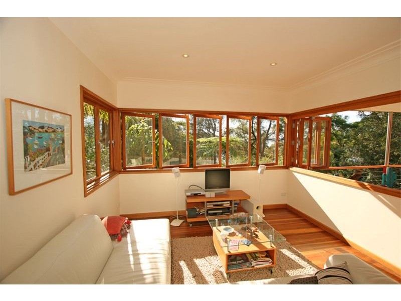 31 Kananook Avenue, Bayview NSW 2104