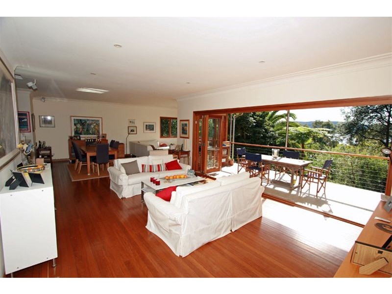 31 Kananook Avenue, Bayview NSW 2104