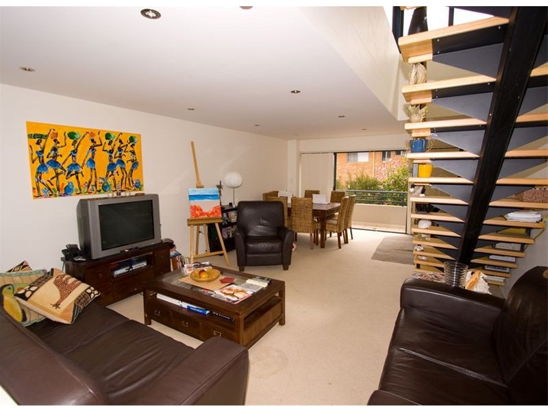 13/3  King Street, Narrabeen NSW 2101