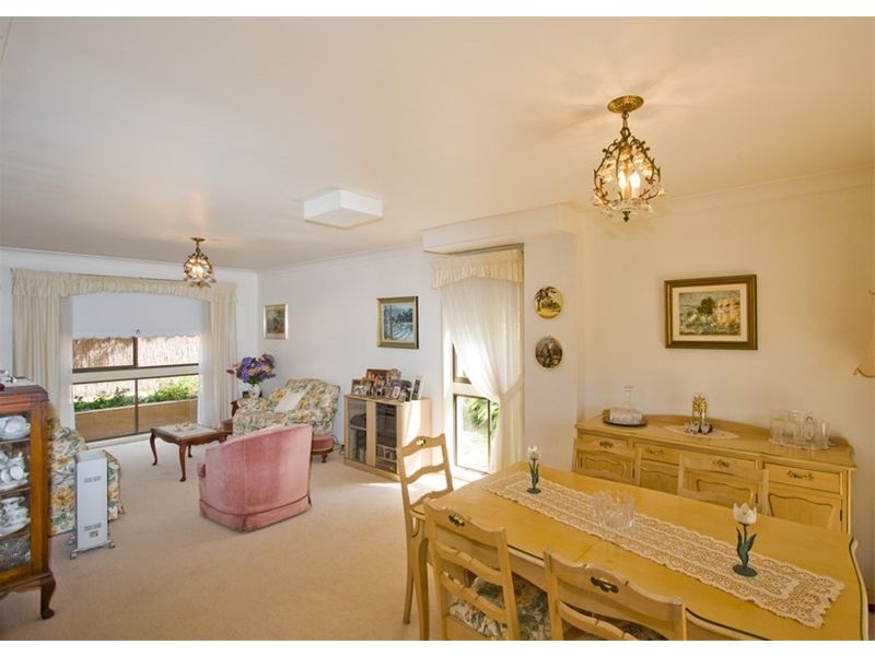 1/2 Darley Street East, Mona Vale NSW 2103