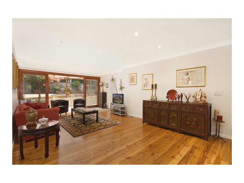 18 Jendi Avenue, Bayview NSW 2104