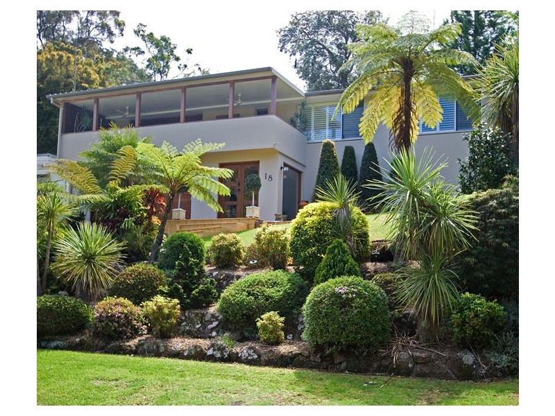 18 Jendi Avenue, Bayview NSW 2104