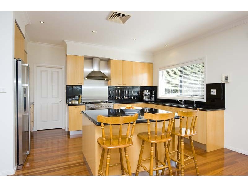 64 Alexandra Crescent, Bayview NSW 2104