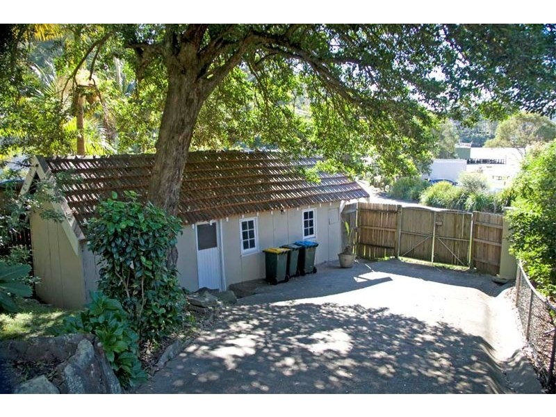 2051  Pittwater Road, Bayview NSW 2104