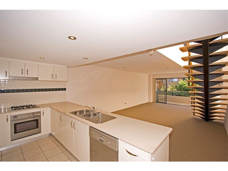 13/3  King Street, Narrabeen NSW 2101