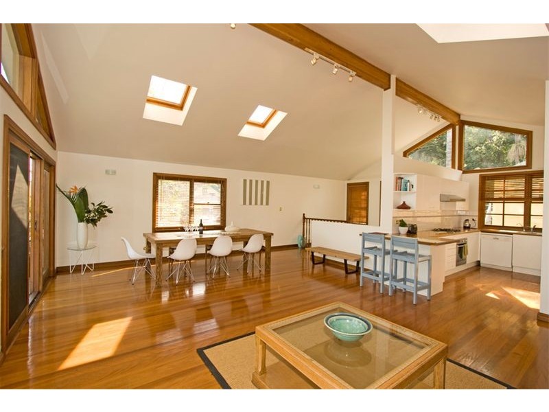 33 Carefree Road, North Narrabeen NSW 2101