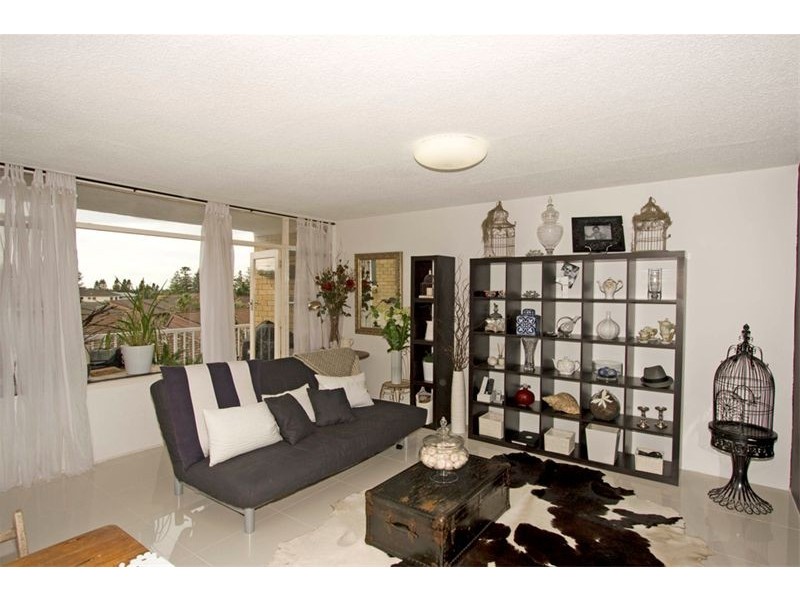 10/16  Darley Street, Mona Vale NSW 2103