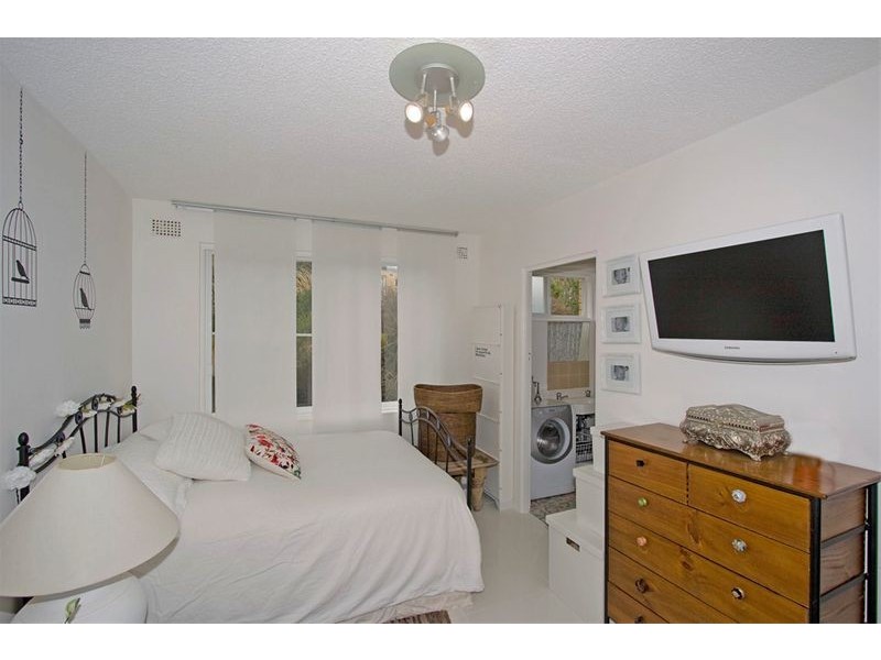 10/16  Darley Street, Mona Vale NSW 2103