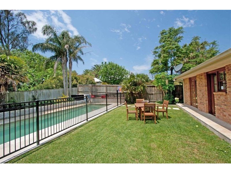 6A Mount Pleasant Avenue, Mona Vale NSW 2103