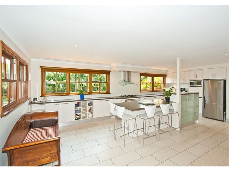 6A Mount Pleasant Avenue, Mona Vale NSW 2103
