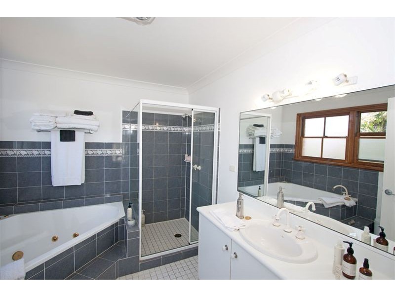 6A Mount Pleasant Avenue, Mona Vale NSW 2103
