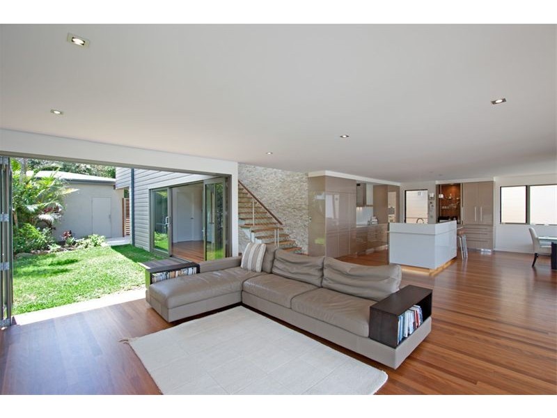 68 The Serpentine, Bilgola NSW 2107