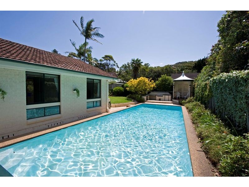 1827 Pittwater Road, Bayview NSW 2104