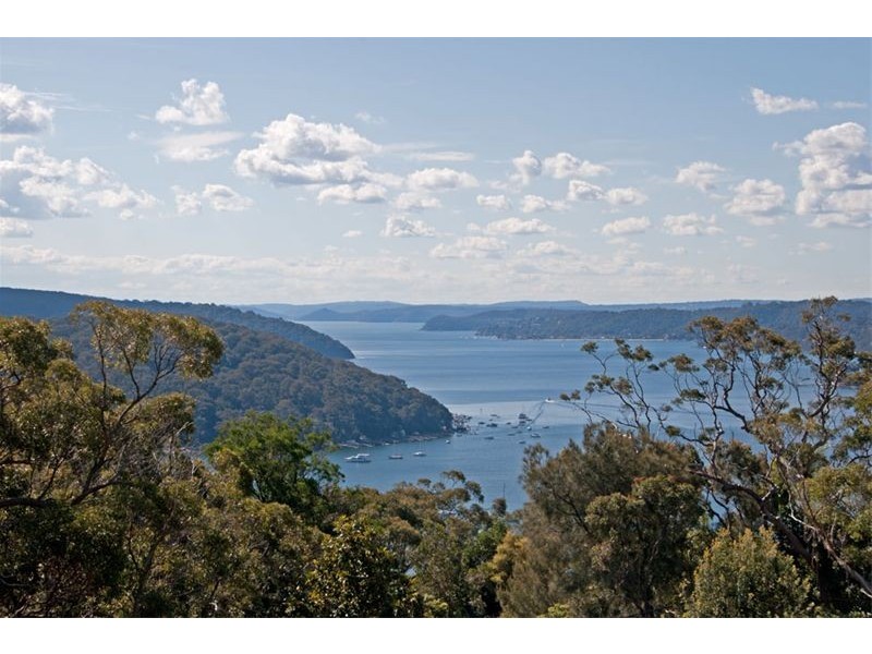 4  Narla Road, Bayview NSW 2104