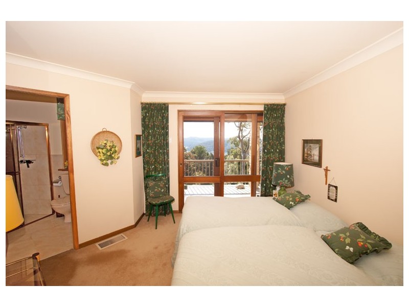 4  Narla Road, Bayview NSW 2104