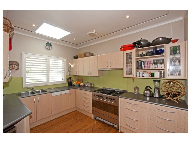 10 Myola Road, Newport NSW 2106