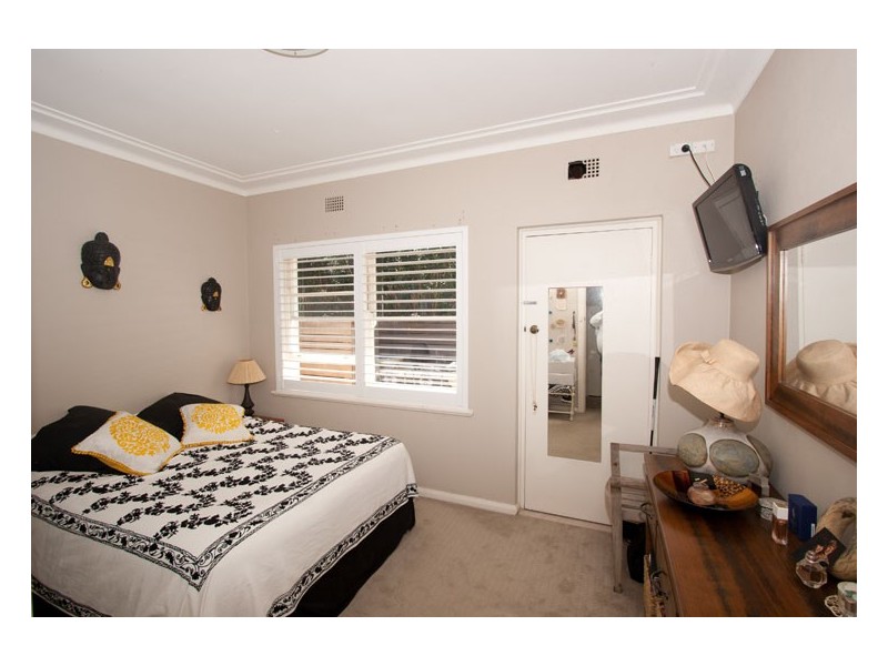 10 Myola Road, Newport NSW 2106