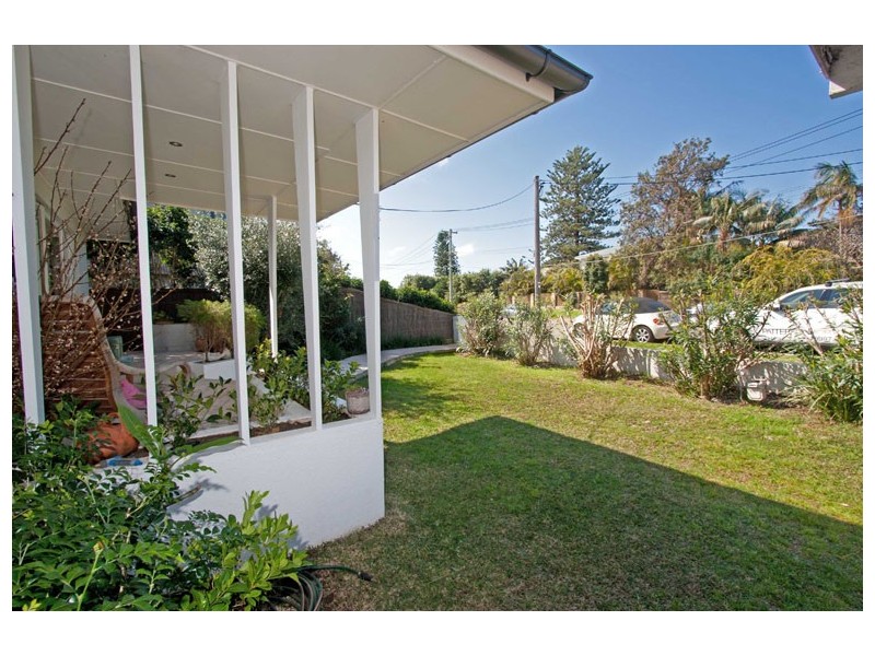 10 Myola Road, Newport NSW 2106