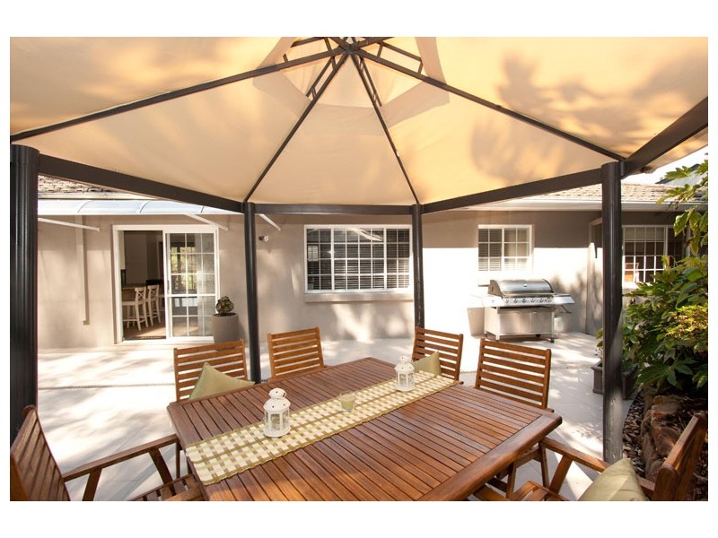 12 Jacquelene Close, Bayview NSW 2104