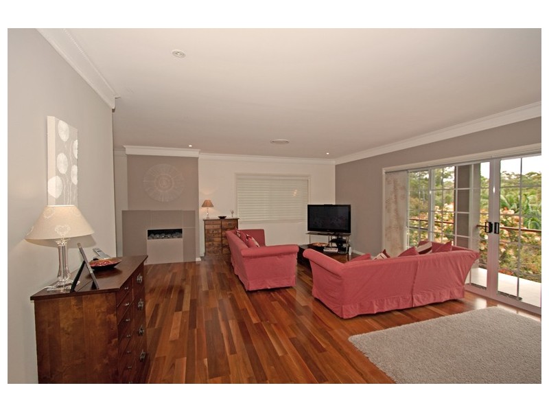 12 Jacquelene Close, Bayview NSW 2104