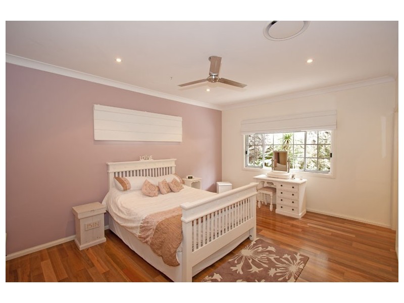 12 Jacquelene Close, Bayview NSW 2104
