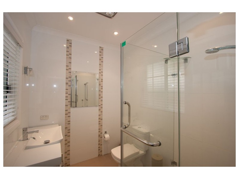 12 Jacquelene Close, Bayview NSW 2104