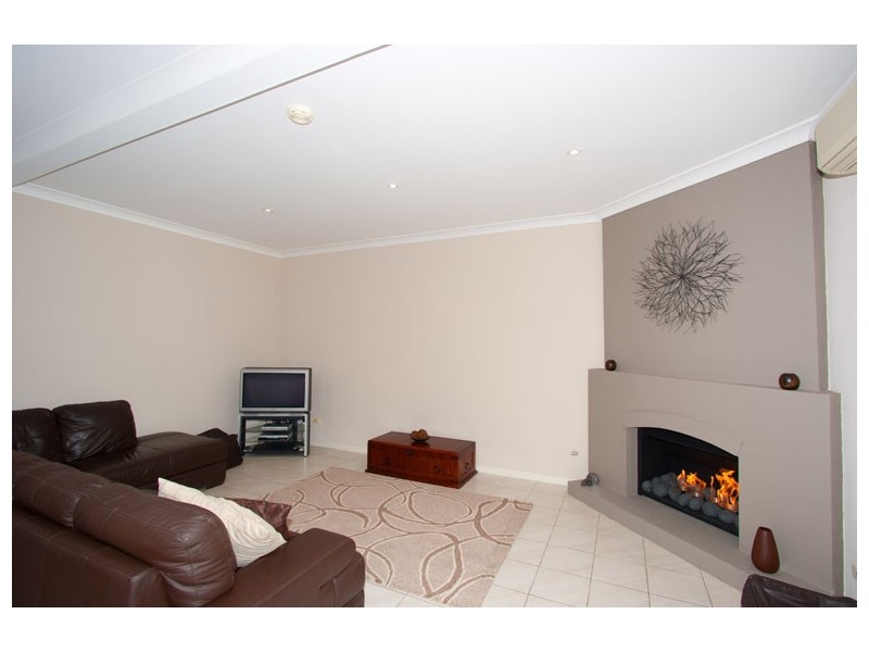 12 Jacquelene Close, Bayview NSW 2104