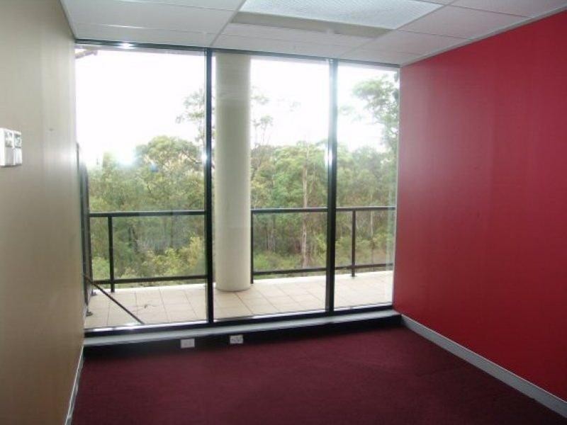 16/7  Narabang Way, Belrose NSW 2085