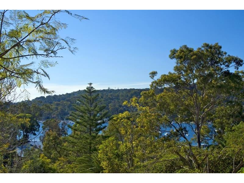 11 Loquat Valley Road, Bayview NSW 2104