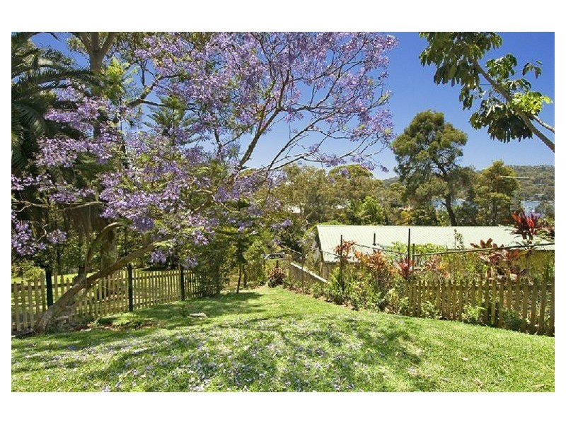 7b Loquat Valley Road, Bayview NSW 2104