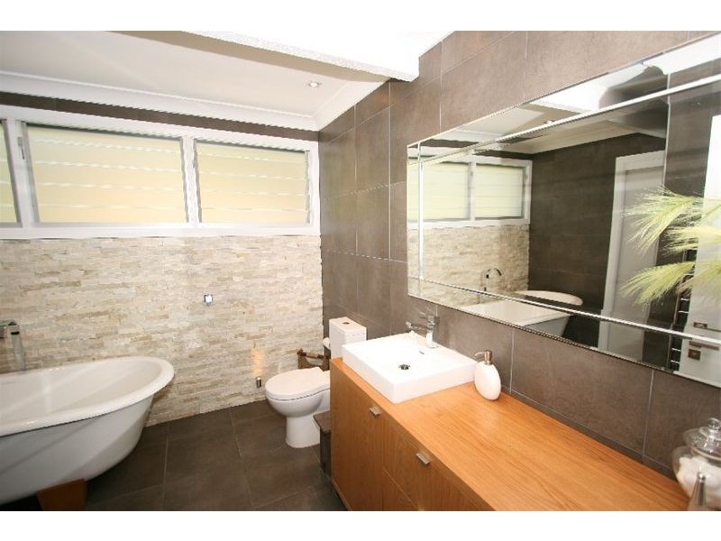 20 Jendi Avenue, Bayview NSW 2104