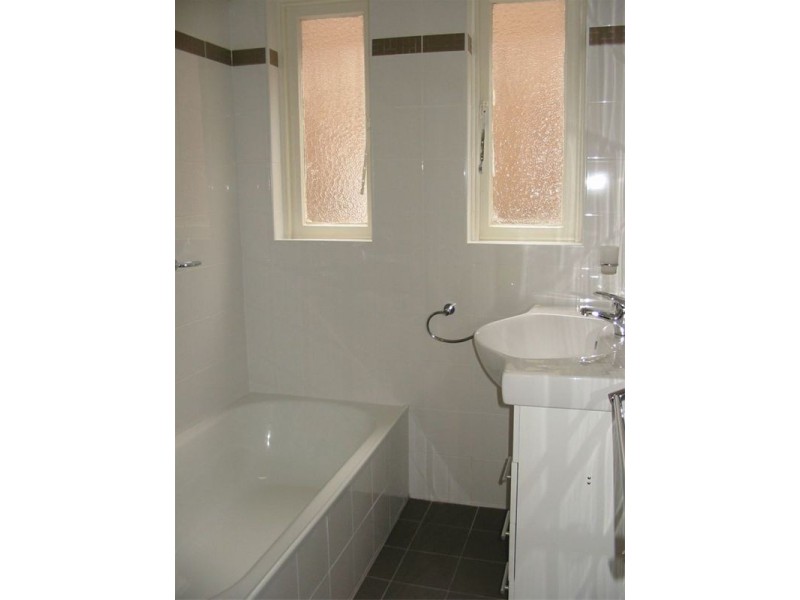 11 Brighton Boulevard, Bondi NSW 2026