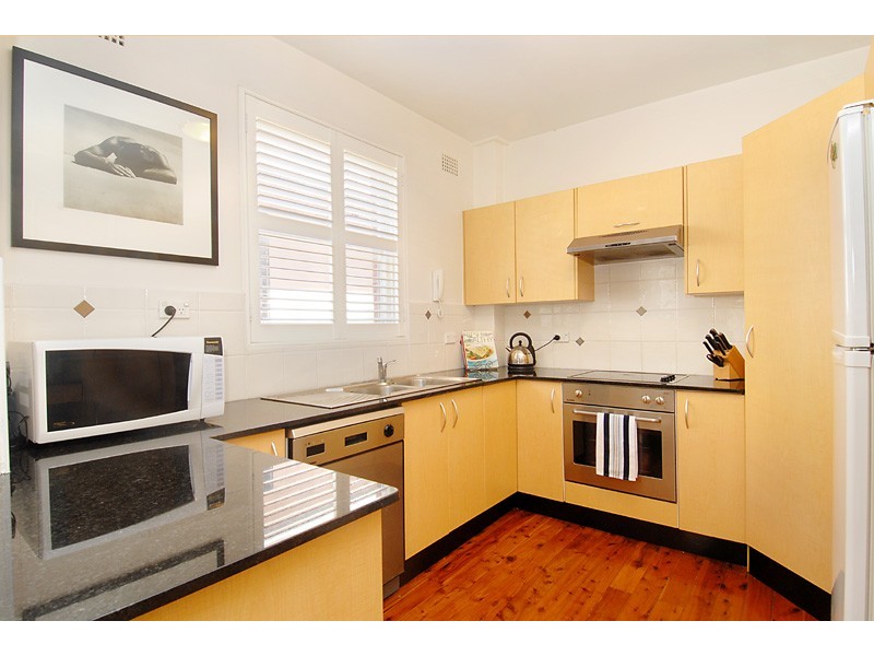 2/91 Brook Street, Coogee NSW 2034