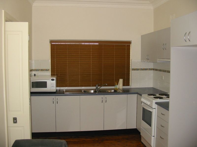 74B Anzac Parade, Kensington NSW 2033