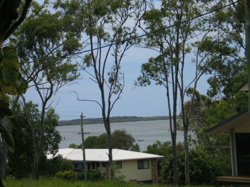 53  Cassandra Av, Russell Island QLD 4184