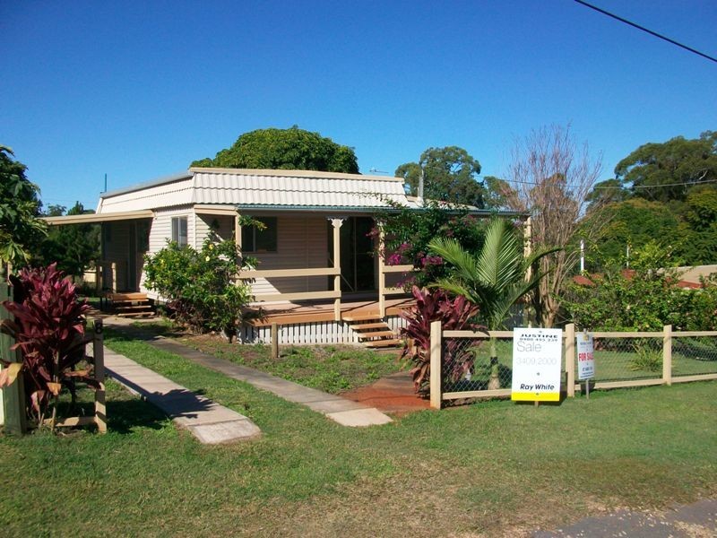 8 Pao Pao Road, Russell Island QLD 4184