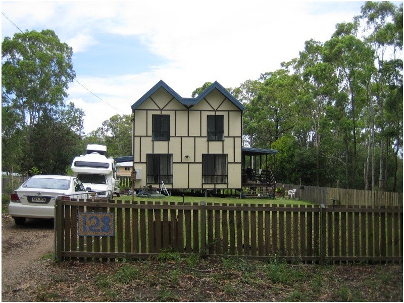 128 Laurel Street, Russell Island QLD 4184