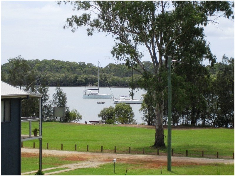 15 Douglas Street, Russell Island QLD 4184